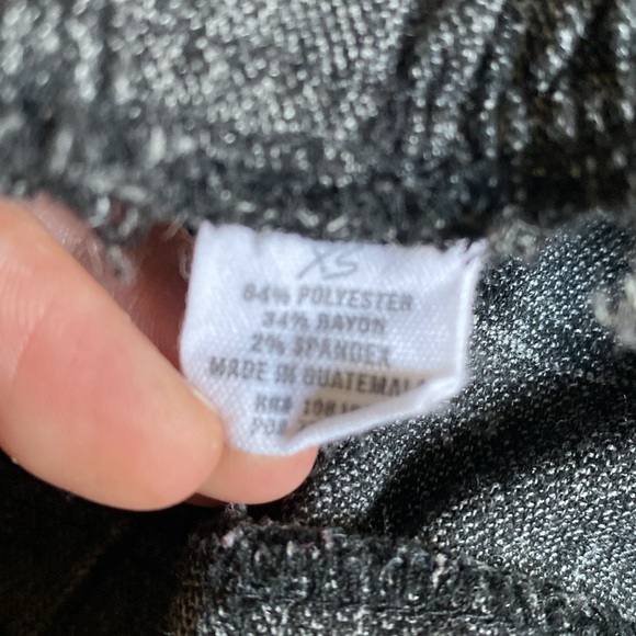 Ivy + Main grey plaid pants, elastic stretch waist and ankles size XS - Picture 4 of 4